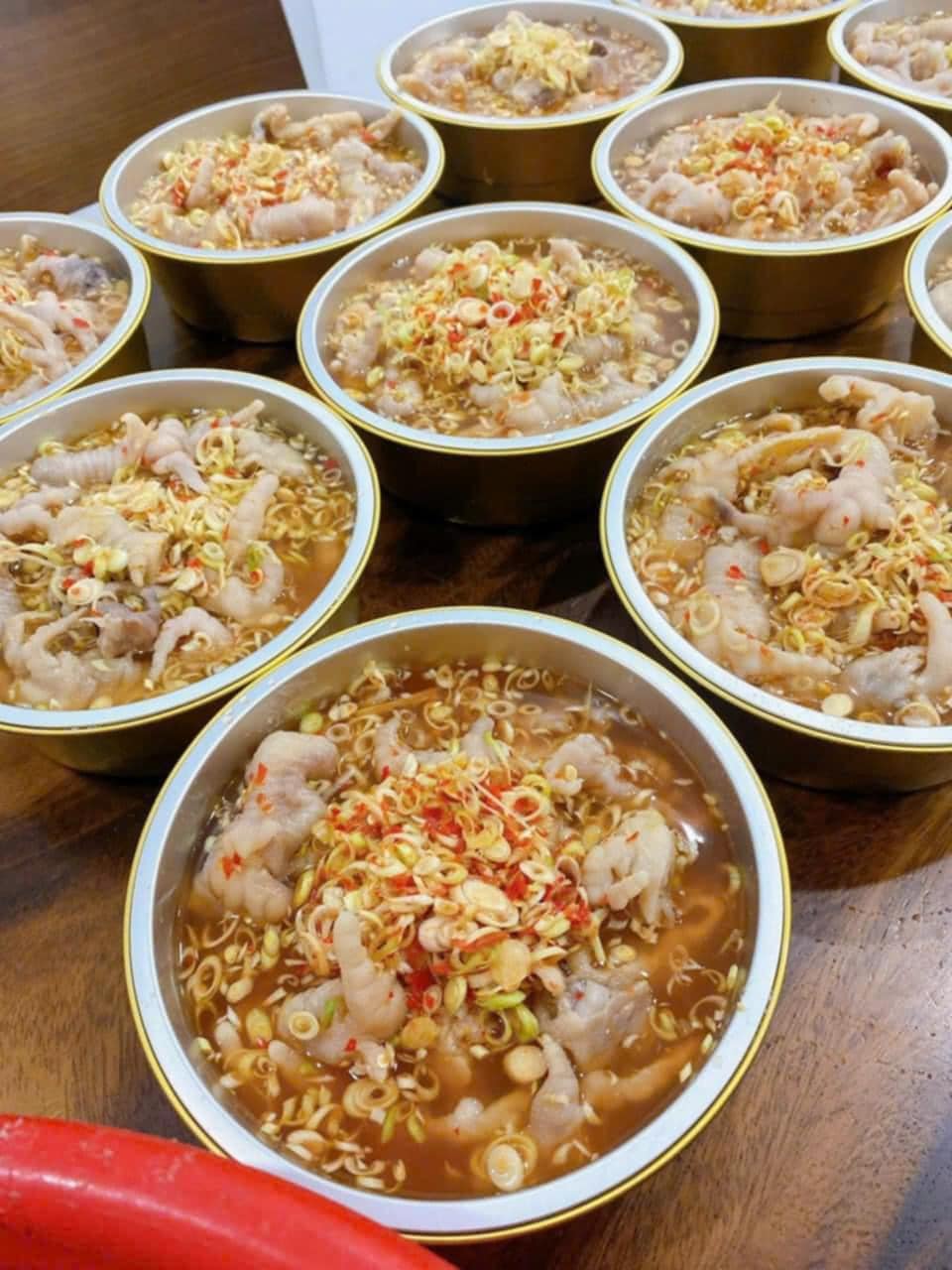 CHÂN GÀ RÚT XƯƠNG NGÂM XẢ TẮC -  1KG