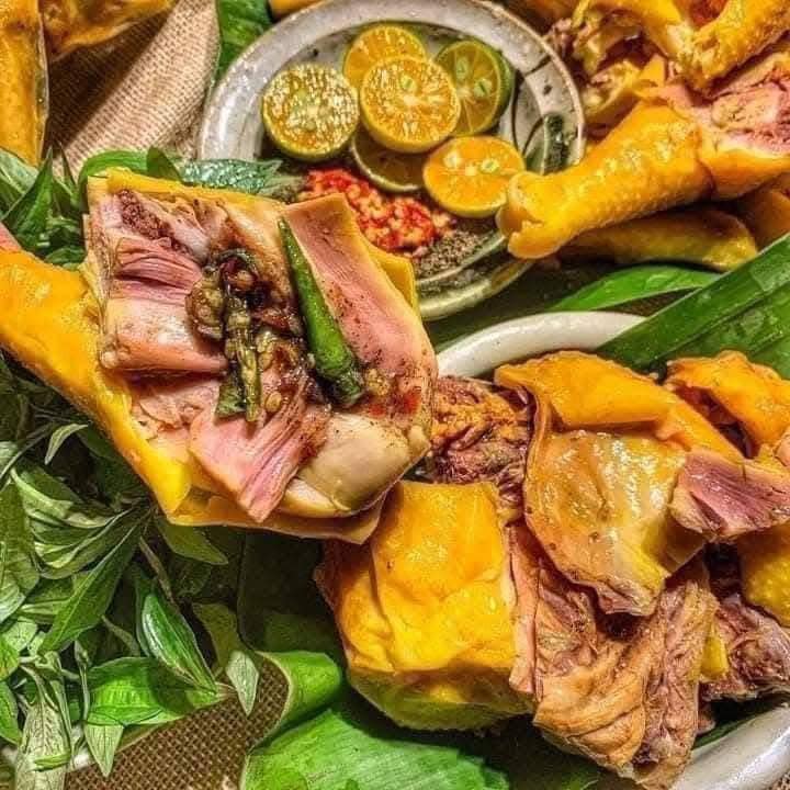 GÀ Ủ MUỐI MADAM HOÀNG - 1.2KG - 1.4KG