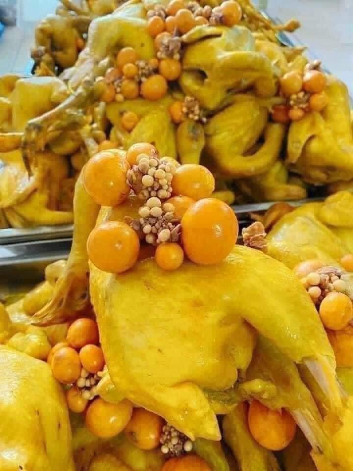 GÀ Ủ MUỐI ÔM TRỨNG THÁI NGUYÊN -1.1KG - 1.3KG