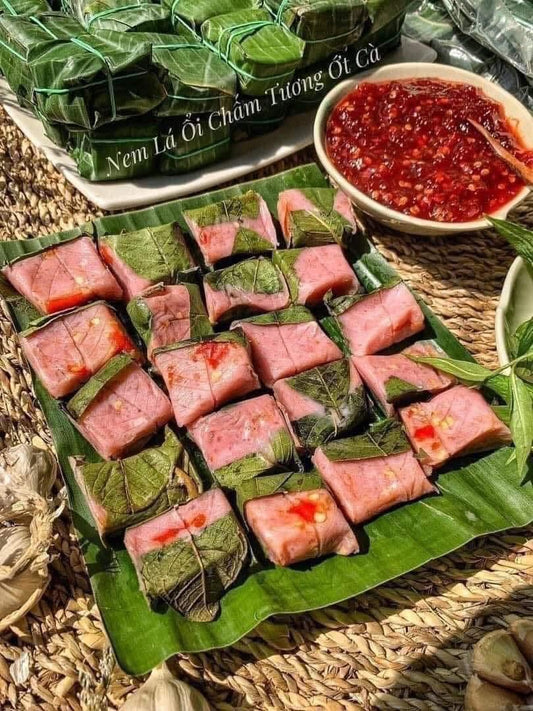 NEM CHUA LÁ ỔI - 600GR (10 CÁI)