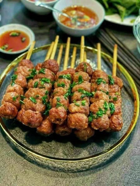 NEM LỤI MIỀN TÂY - 500GR