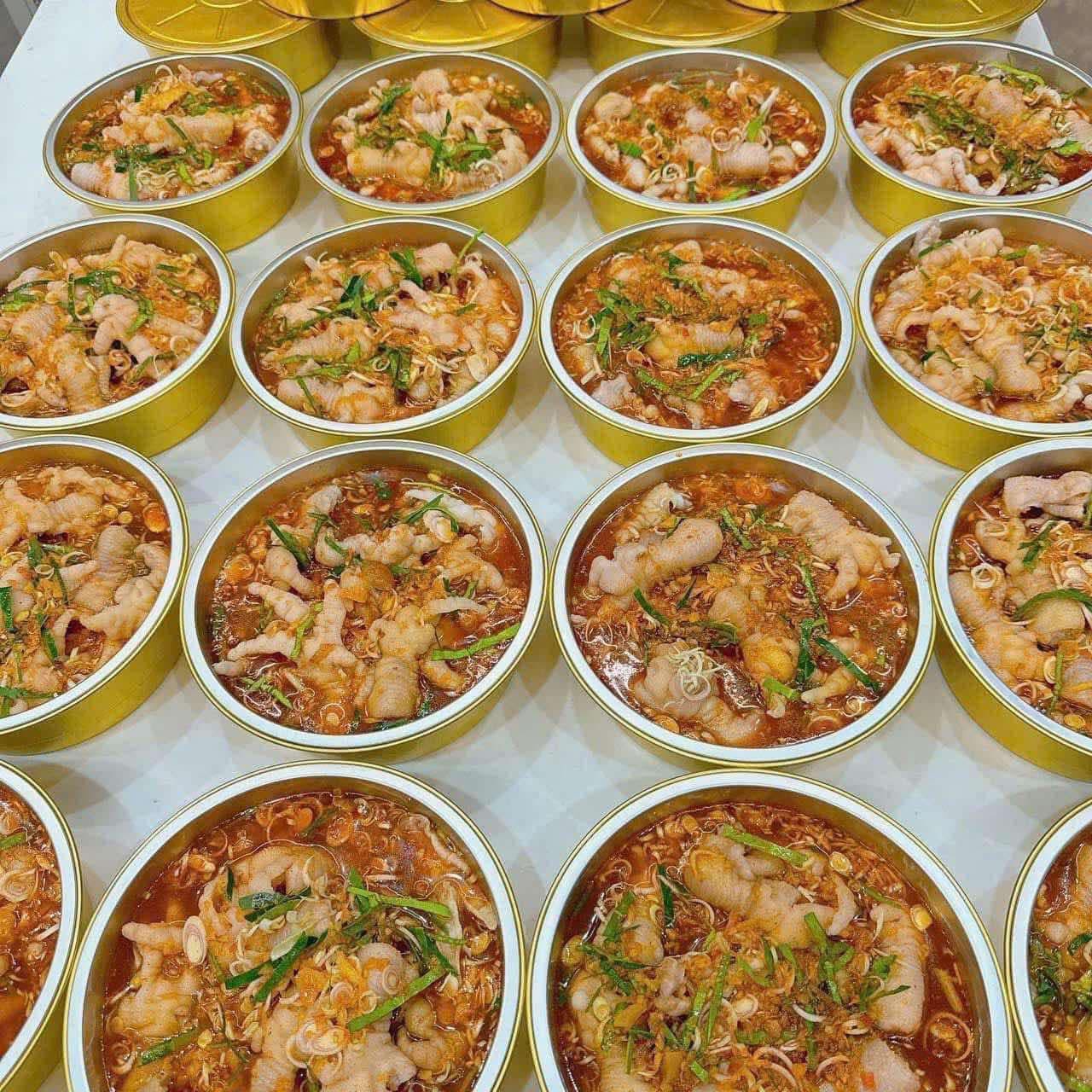 CHÂN GÀ RÚT XƯƠNG SỐT THÁI - 1KG