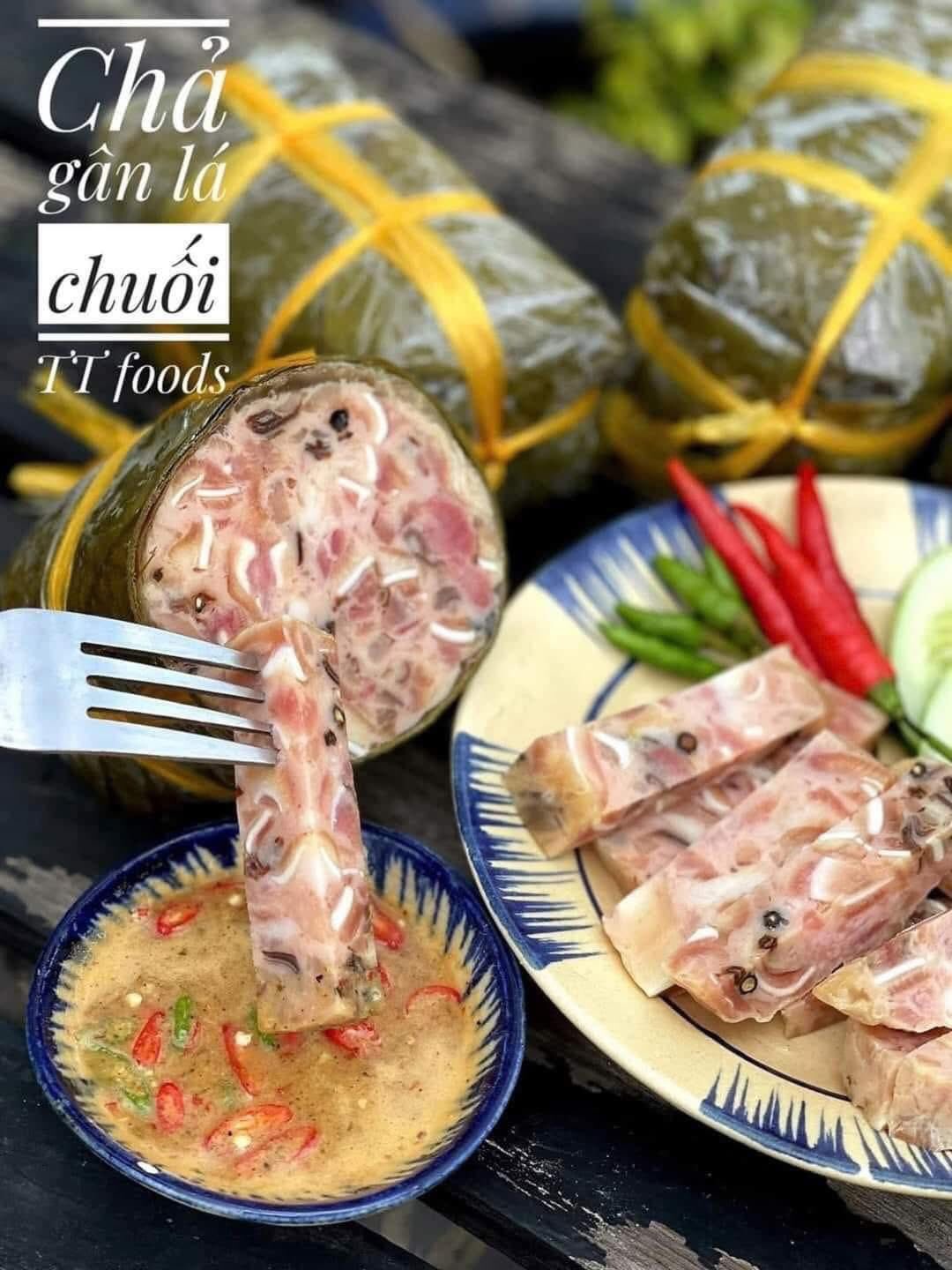 CHẢ LỤA GÂN LÁ CHUỐI - 500GR