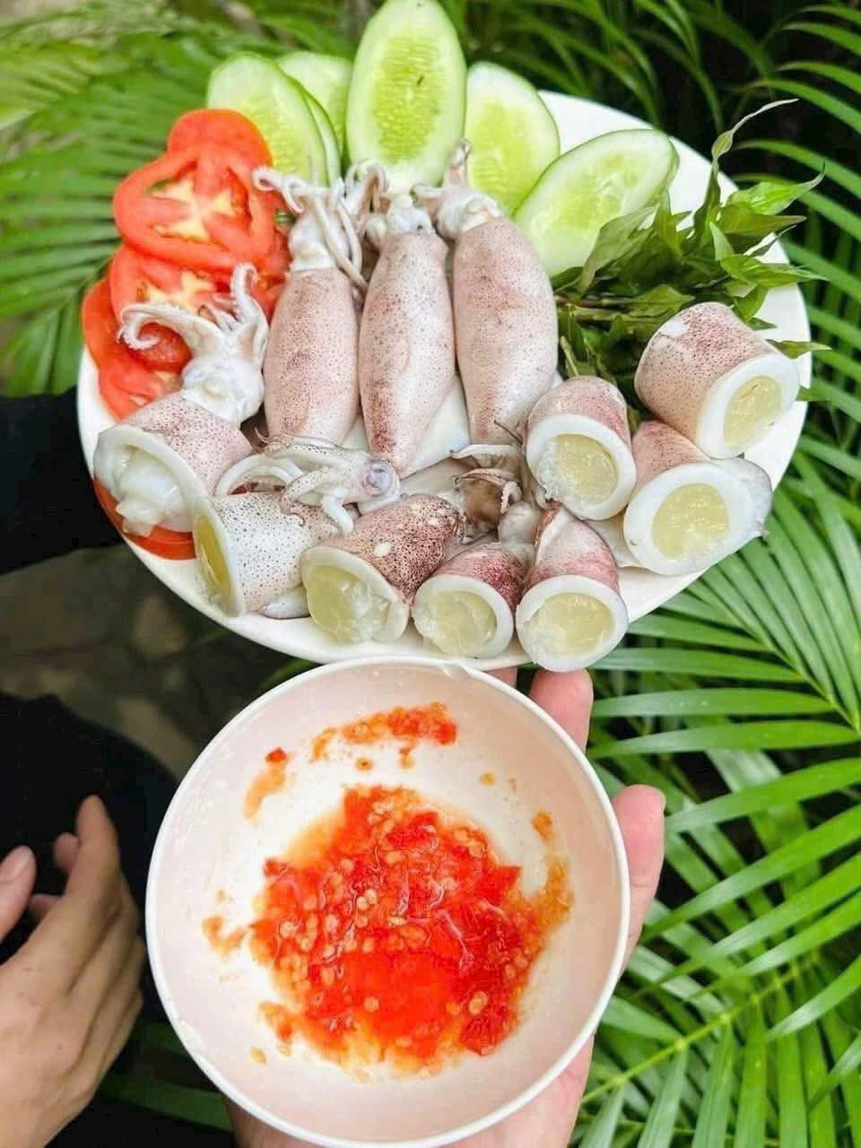 MỰC TRỨNG LỚN - 1KG