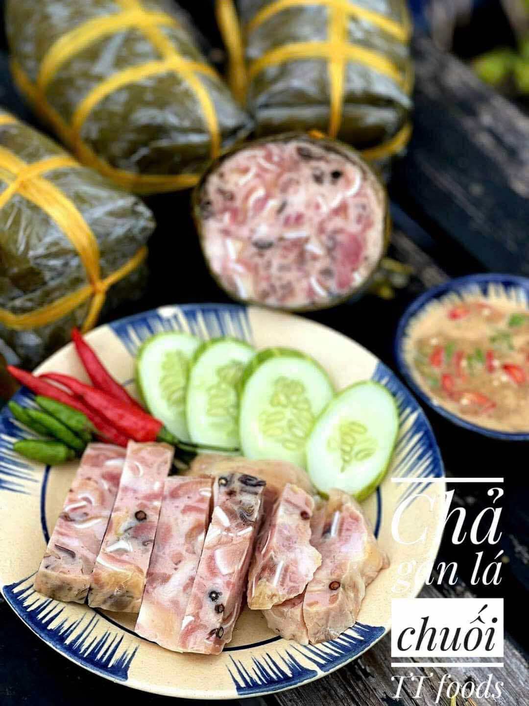 CHẢ LỤA GÂN LÁ CHUỐI - 500GR