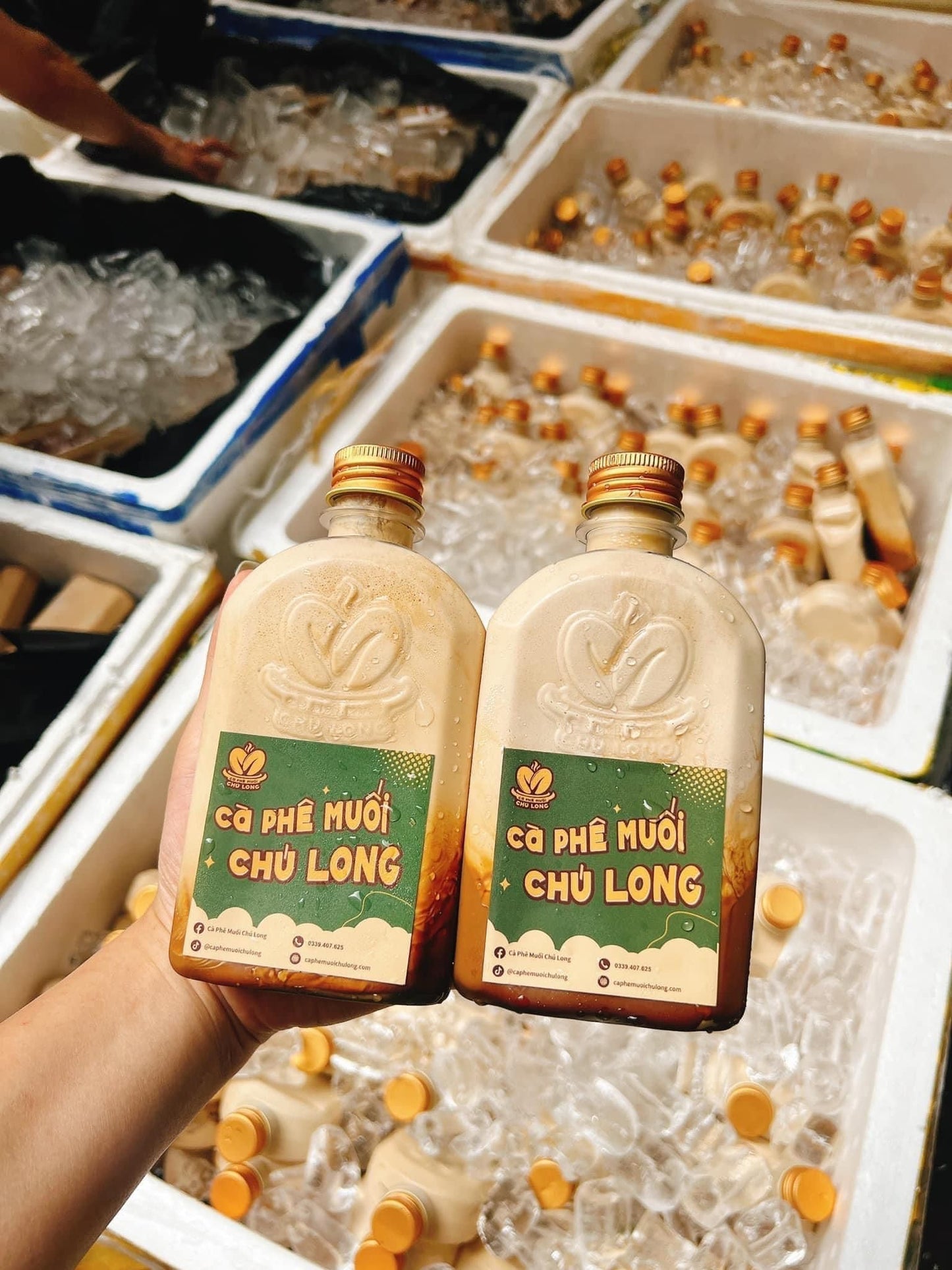 CÀ PHÊ MUỐI CHÚ LONG - CHAI 330ML
