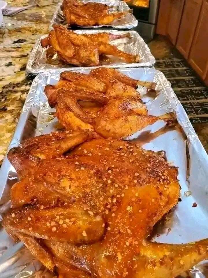 GÀ NƯỚNG MUỐI ỚT - CON 2.7-3.5lbs