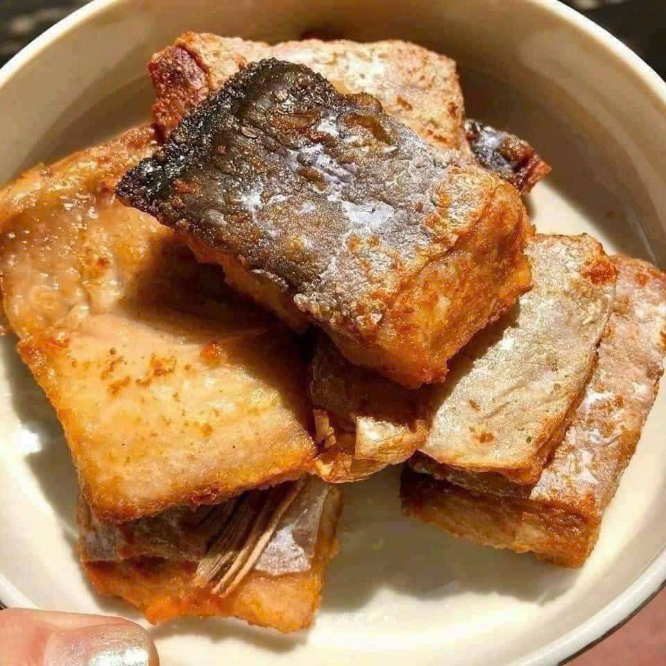 CÁ DỨA THIÊN NHIÊN CẮT KHÚC 1 NẮNG TẨM VỊ - 500GR