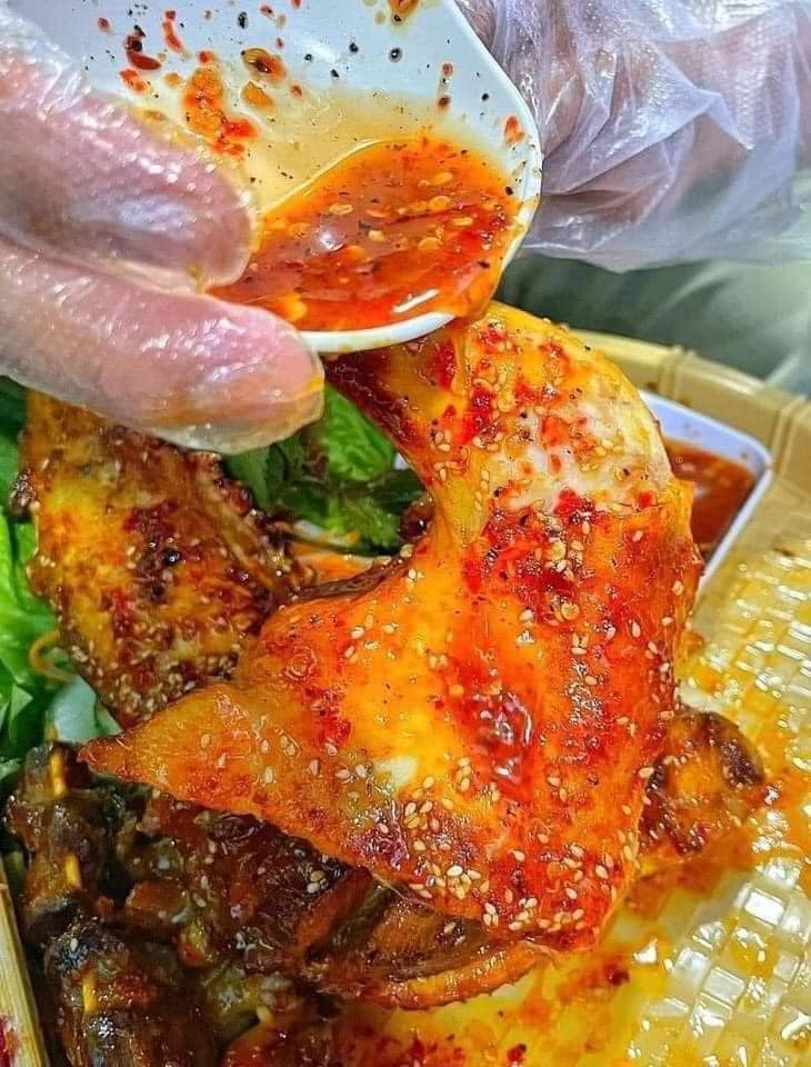 GÀ NƯỚNG MUỐI ỚT - CON 2.7-3.5lbs